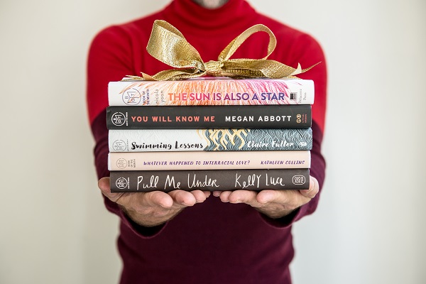 Why is it a great idea to gift someone a book